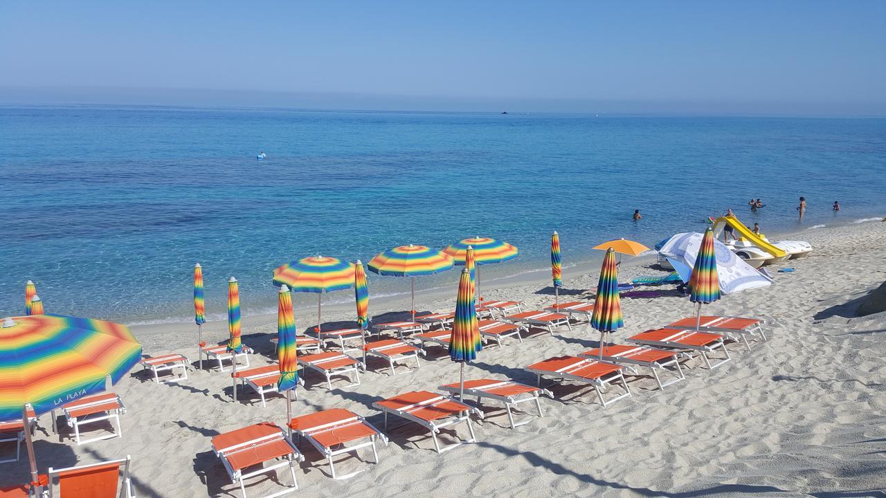 Hotel La Fattoria Sul Mare Capo Vaticano Buitenkant foto